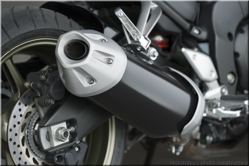 yamaha-fz1-2008-027