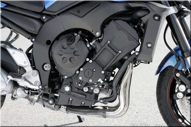 yamaha-fz1-2008-029