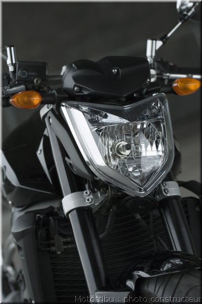 yamaha-fz1-2008-034