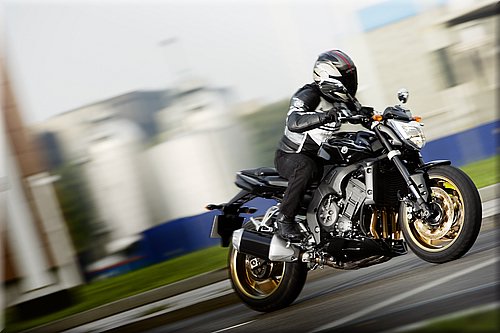 yamaha-fz1-2008-009.jpg