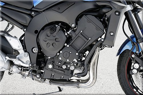 yamaha-fz1-2008-029.jpg
