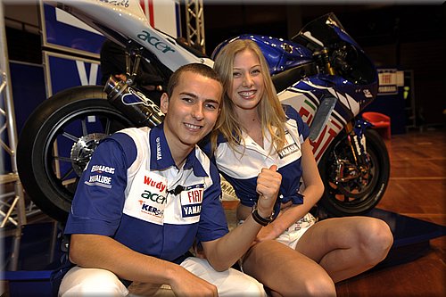 yamaha-m1-2008-002.jpg