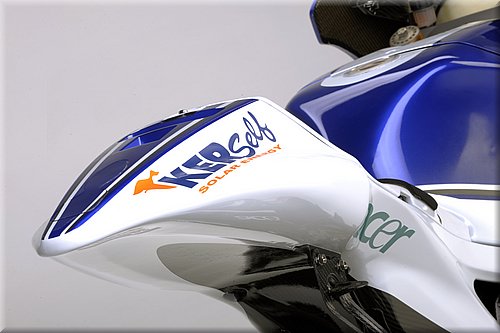 yamaha-m1-2008-004.jpg