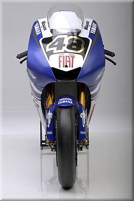 yamaha-m1-2008-014.jpg