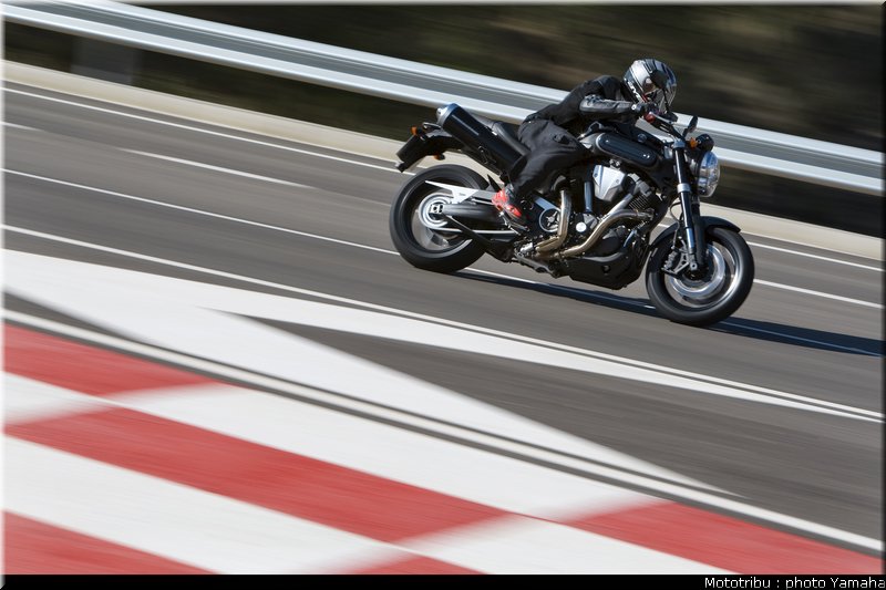yamaha_mt01_2008_002
