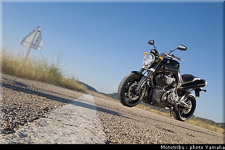 yamaha_mt01_2008_005.jpg