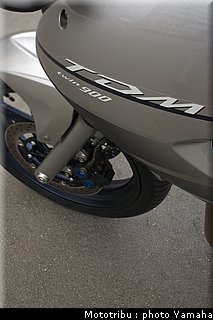 yamaha_900tdm_2008_018.jpg