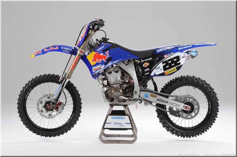 MOTO 