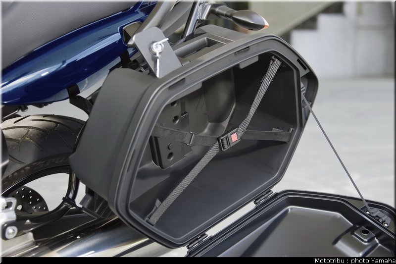 yamaha_900tdm_2009_024