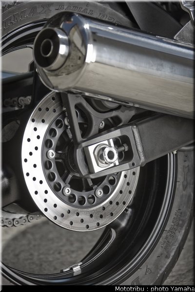 yamaha_900tdm_2009_038