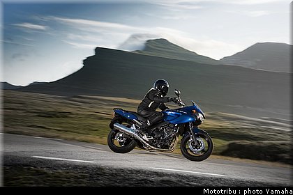yamaha_900tdm_2009_002.jpg