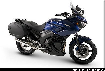 yamaha_900tdm_2009_011.jpg
