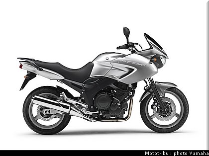 yamaha_900tdm_2009_014.jpg