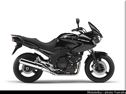 yamaha_900tdm_2009_018.jpg