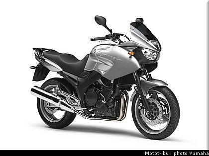 yamaha_900tdm_2009_019.jpg