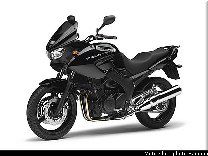 yamaha_900tdm_2009_022.jpg