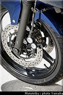 yamaha_900tdm_2009_032.jpg