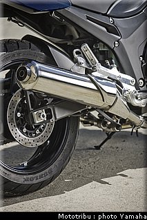 yamaha_900tdm_2009_039.jpg