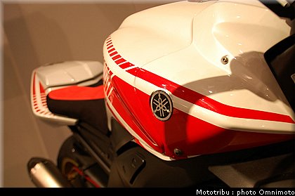 yamaha_fz1_abarth_2009_012.jpg