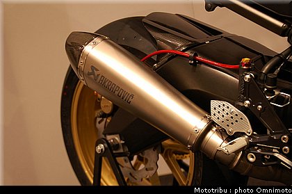 yamaha_fz1_abarth_2009_021.jpg