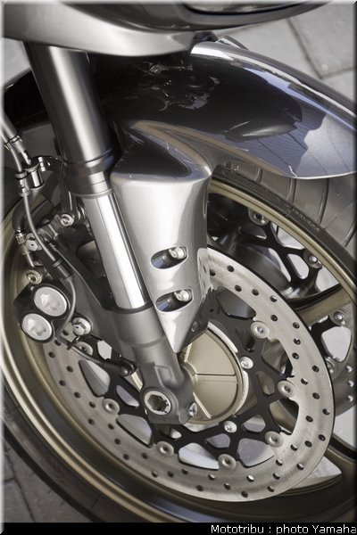yamaha_fz1_fazer_2009_038