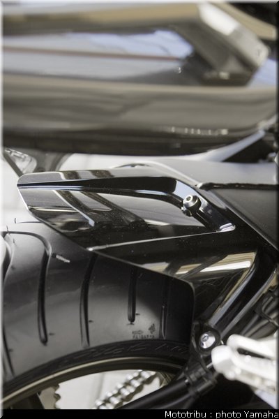 yamaha_fz1_fazer_2009_039