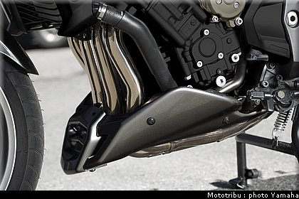 yamaha_fz1_fazer_2009_025.jpg