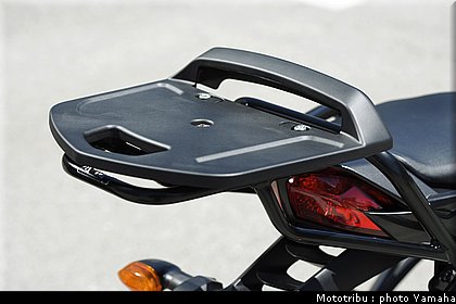 yamaha_fz1_fazer_2009_027.jpg