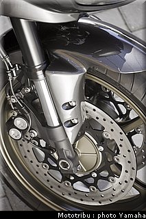 yamaha_fz1_fazer_2009_038.jpg