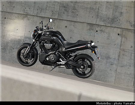 yamaha_mt01_2009_005.jpg