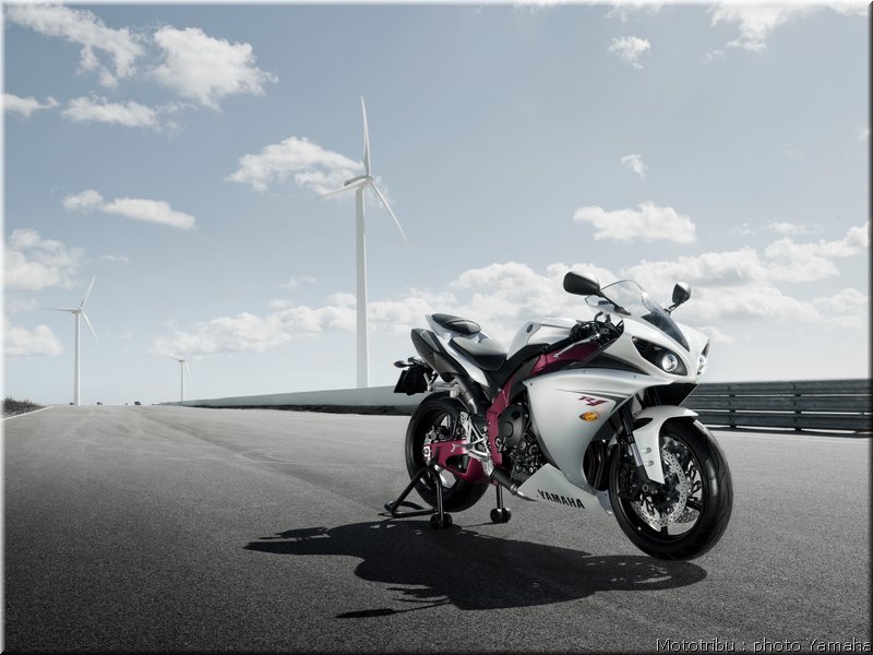yamaha-r1-2009-010