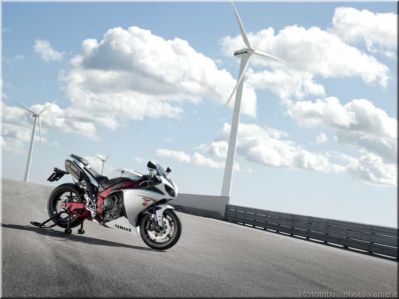 yamaha-r1-2009-011