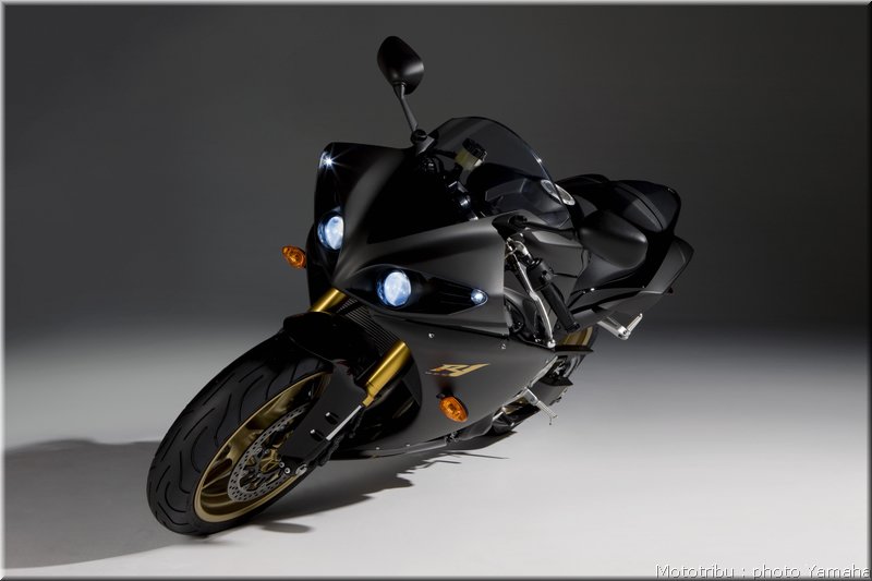 yamaha-r1-2009-017