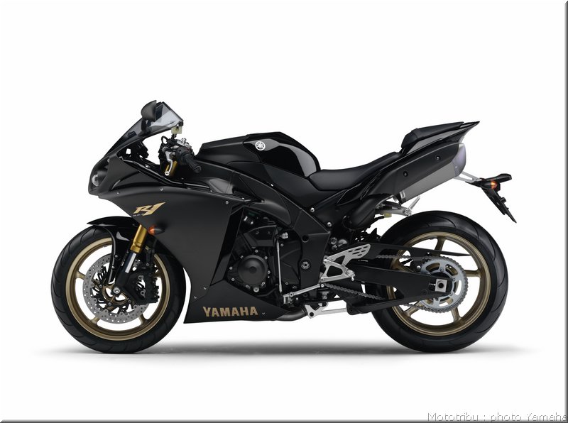 yamaha-r1-2009-021