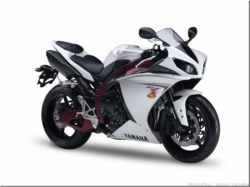 yamaha-r1-2009-025