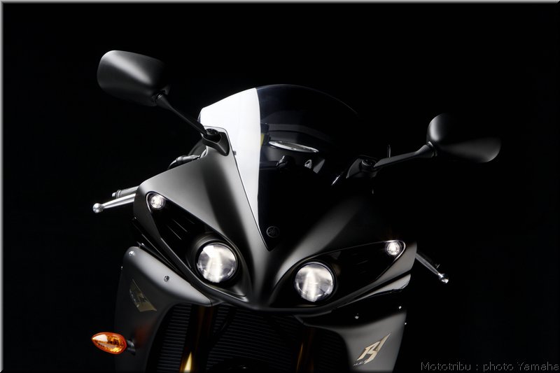 yamaha-r1-2009-042