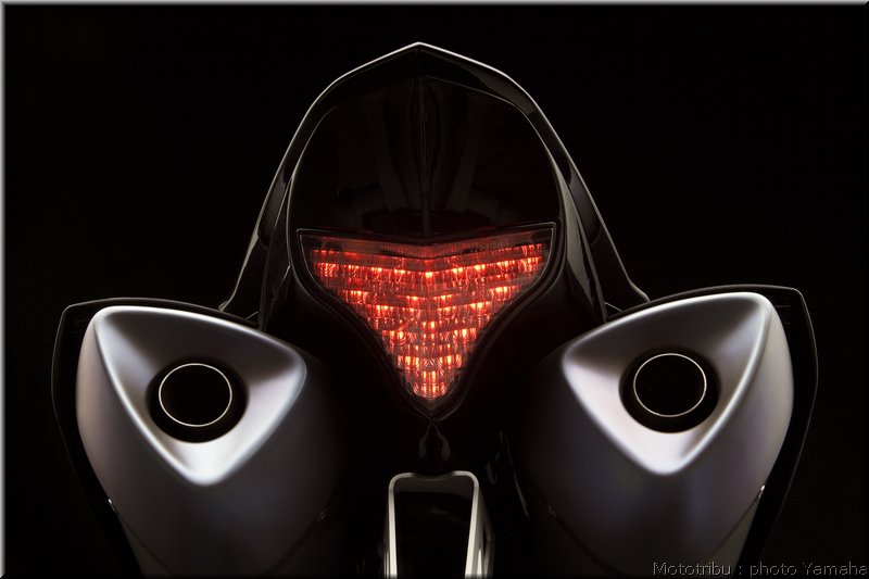yamaha-r1-2009-052