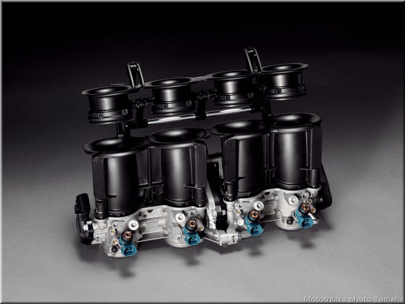 yamaha-r1-2009-073