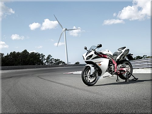 yamaha-r1-2009-012.jpg