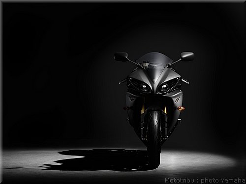 yamaha-r1-2009-014.jpg