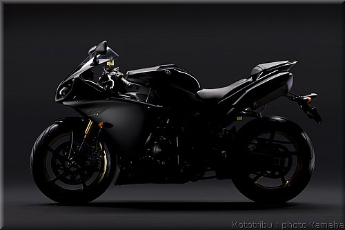 yamaha-r1-2009-015.jpg