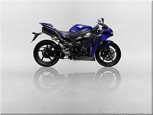 yamaha-r1-2009-031.jpg