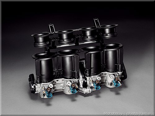 yamaha-r1-2009-073.jpg