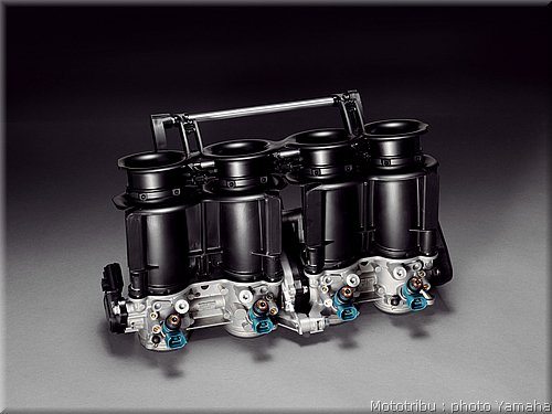 yamaha-r1-2009-074.jpg