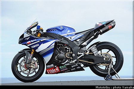 yamaha_r1_sbk_2009_003.jpg