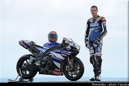 yamaha_r1_sbk_2009_014.jpg