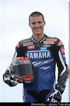 yamaha_r1_sbk_2009_024.jpg