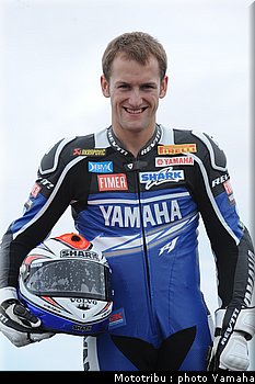 yamaha_r1_sbk_2009_025.jpg