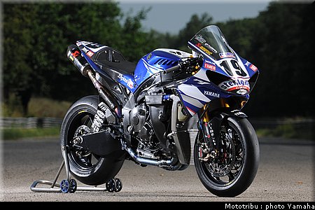 yamaha_r1_sbk_2009_027.jpg