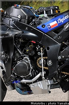 yamaha_r1_sbk_2009_039.jpg